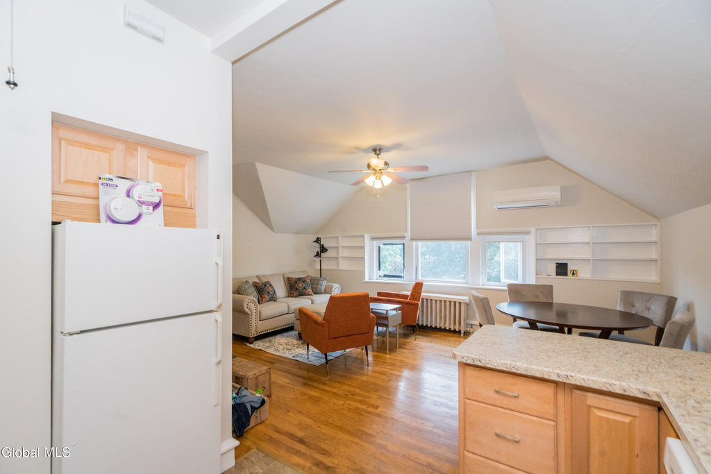 143 Caroline Street - Photo 11