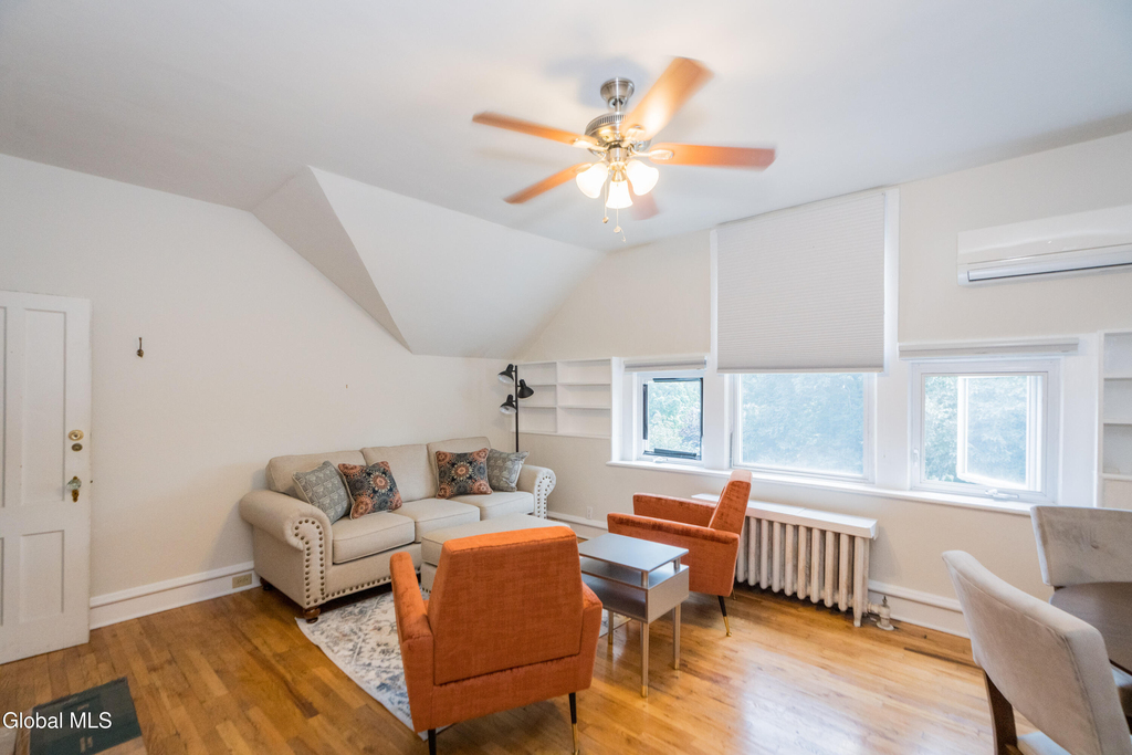 143 Caroline Street - Photo 7