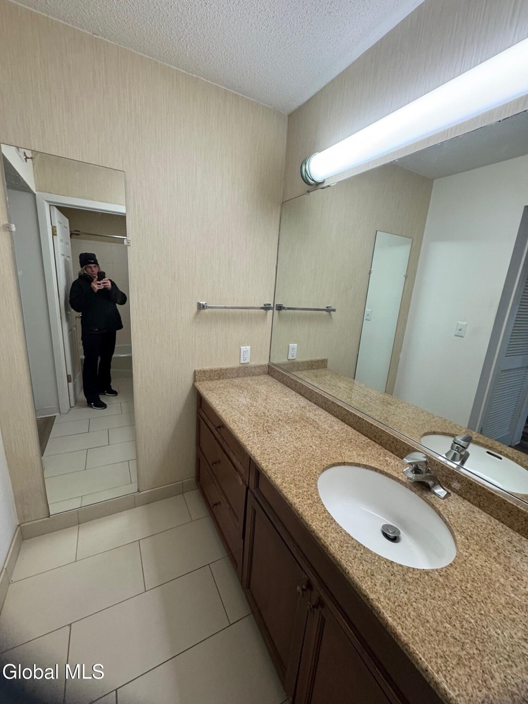 2 Residence Inn Drive - Photo 3