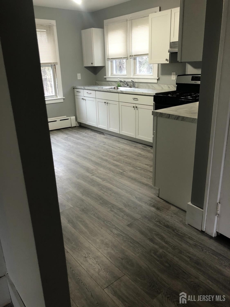 642 River Road - Photo 8