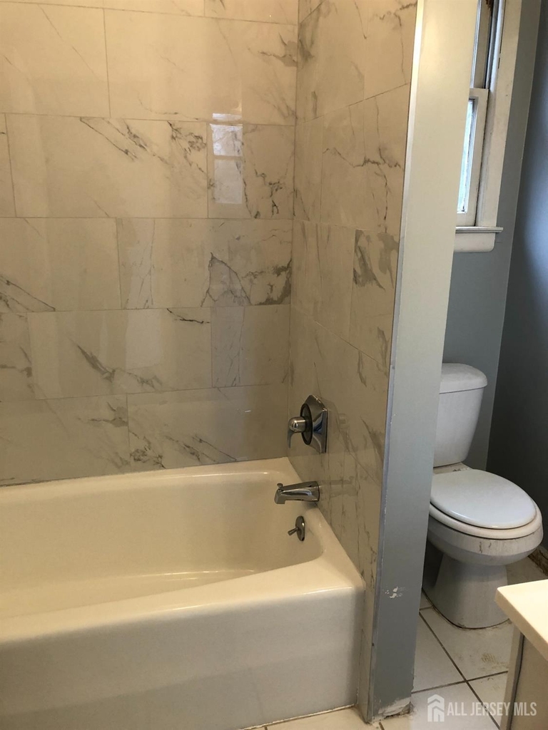 642 River Road - Photo 4