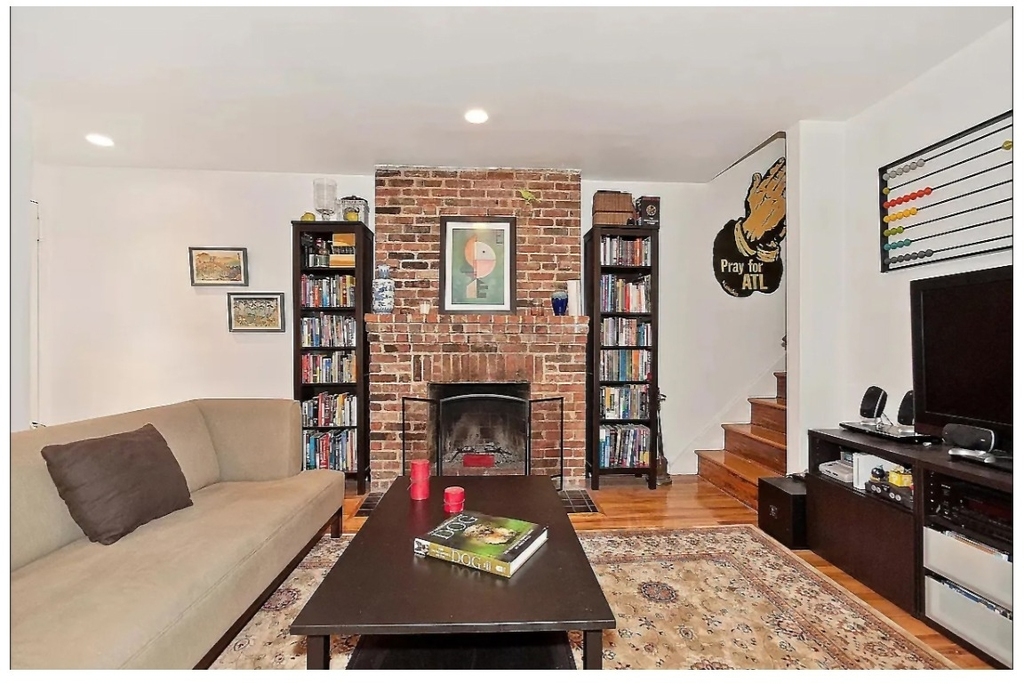 53 W 76th Street - Photo 0