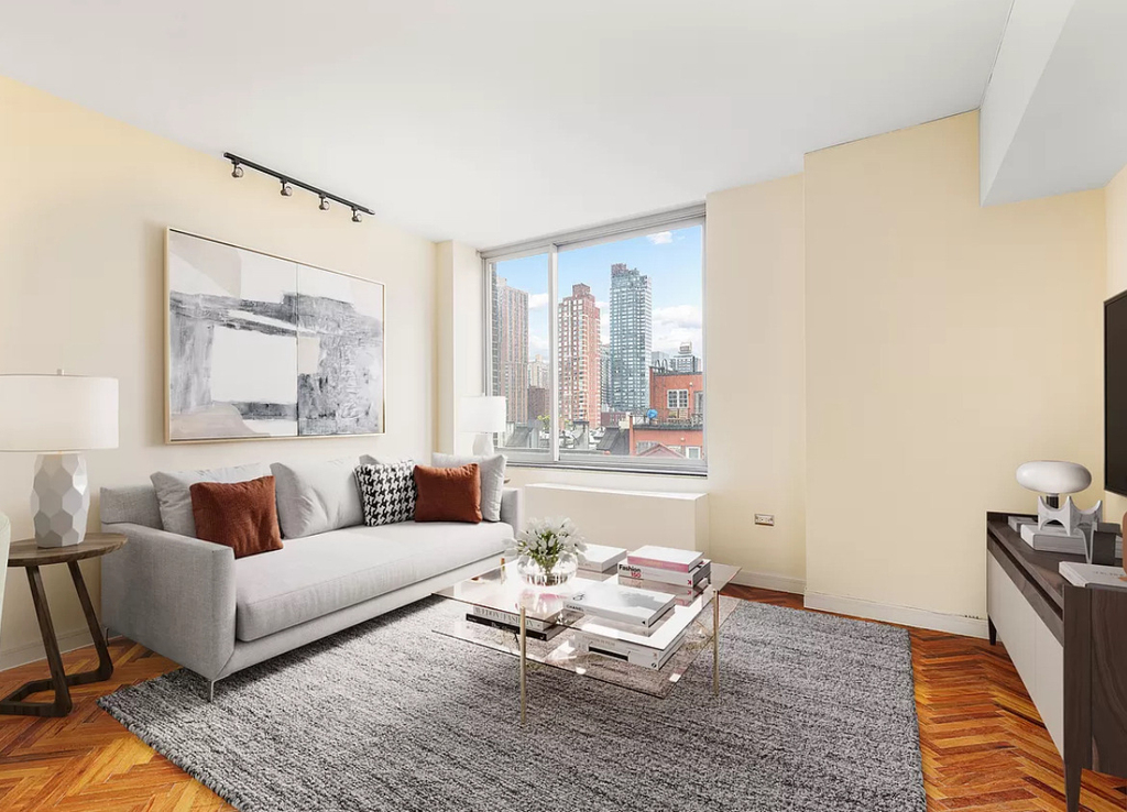 360 E 88th Street - Photo 0