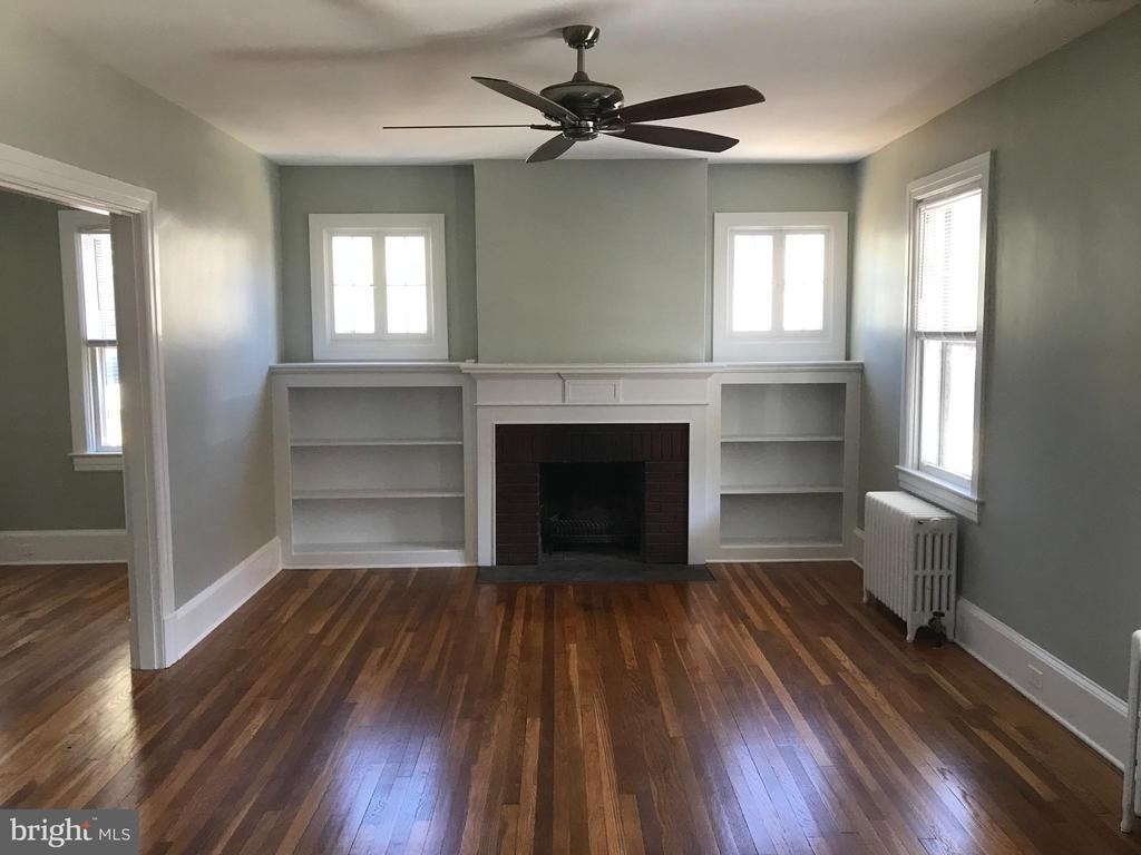6 W Cecil Street - Photo 10