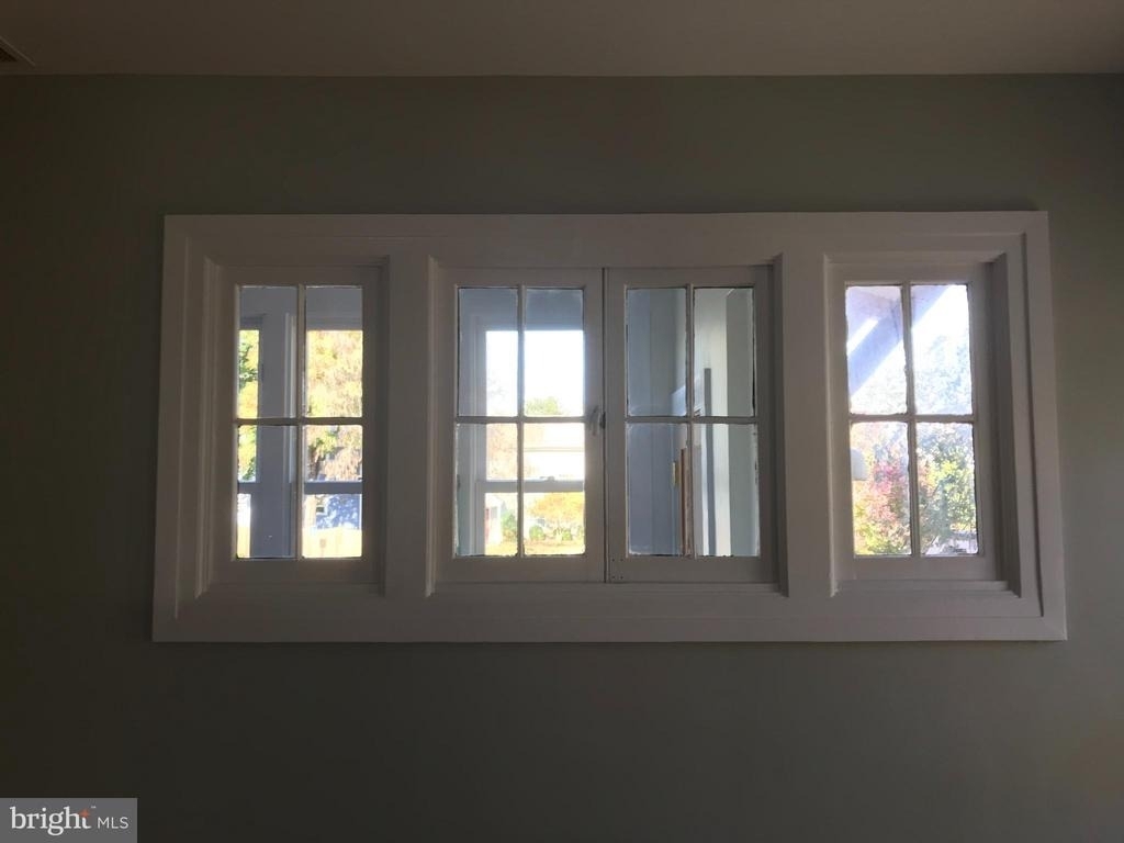 6 W Cecil Street - Photo 13