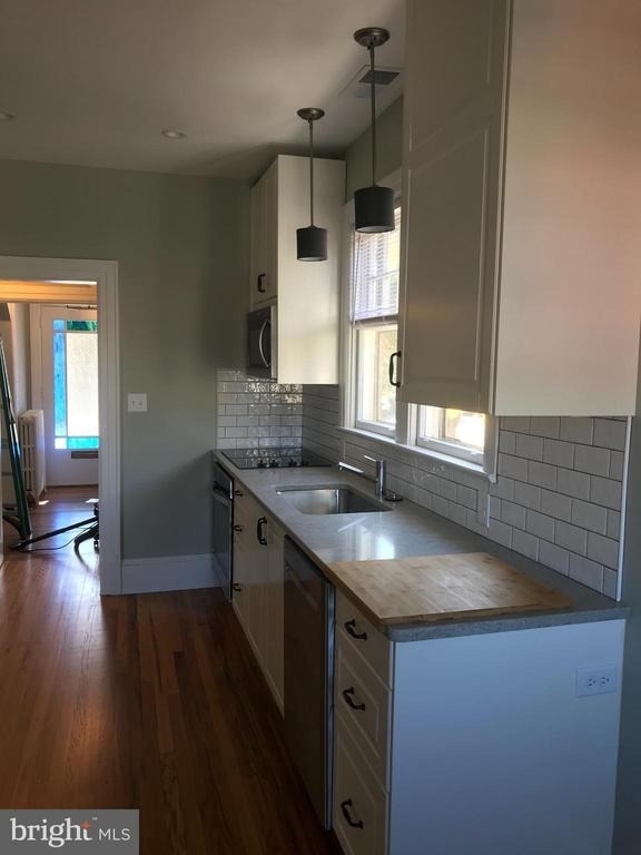 6 W Cecil Street - Photo 18
