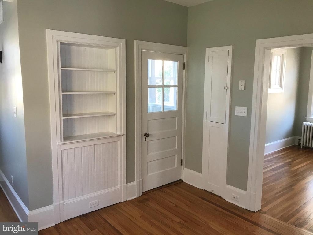 6 W Cecil Street - Photo 17