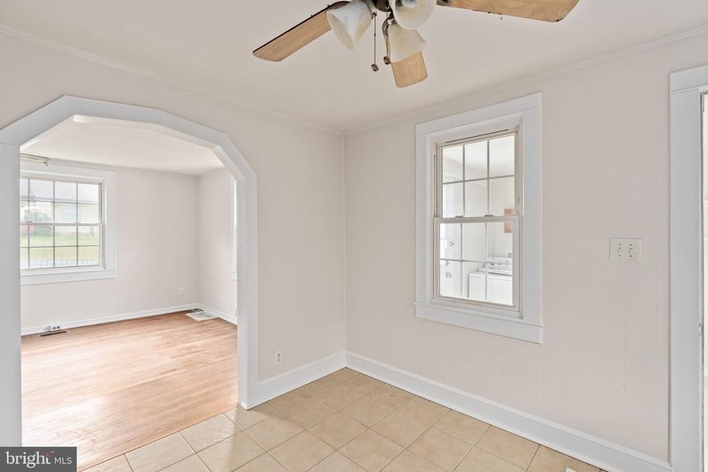 311 Colonial Avenue - Photo 13
