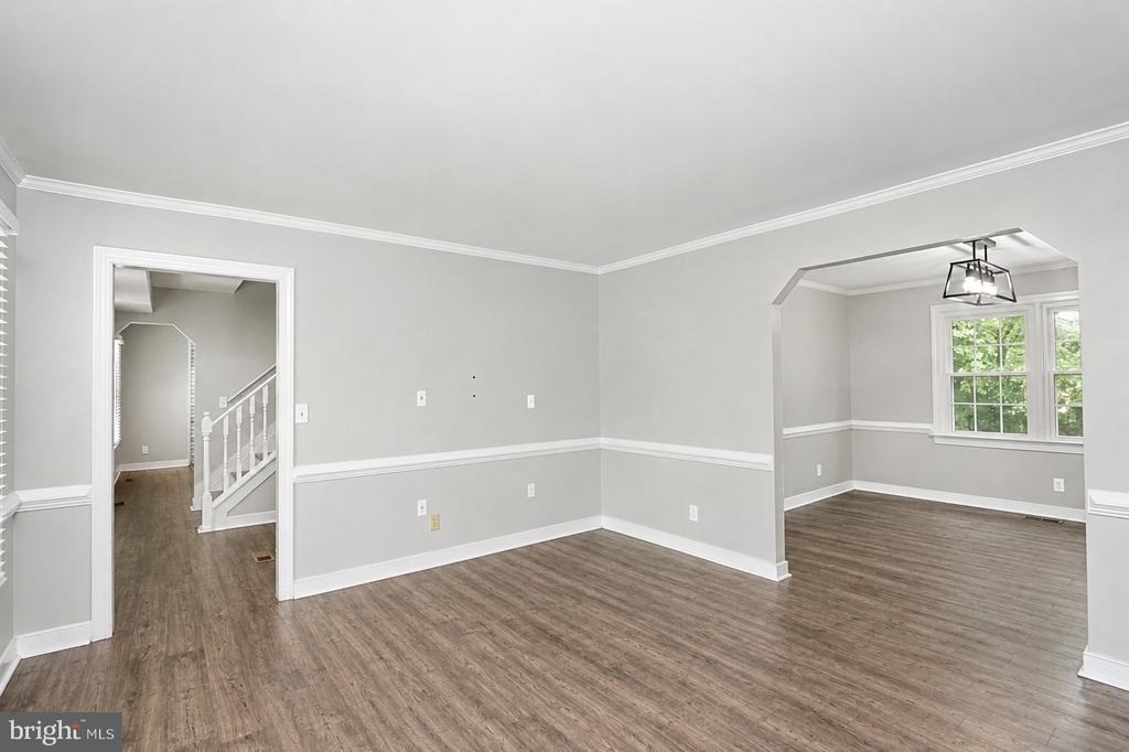 24 Bertram Boulevard - Photo 7