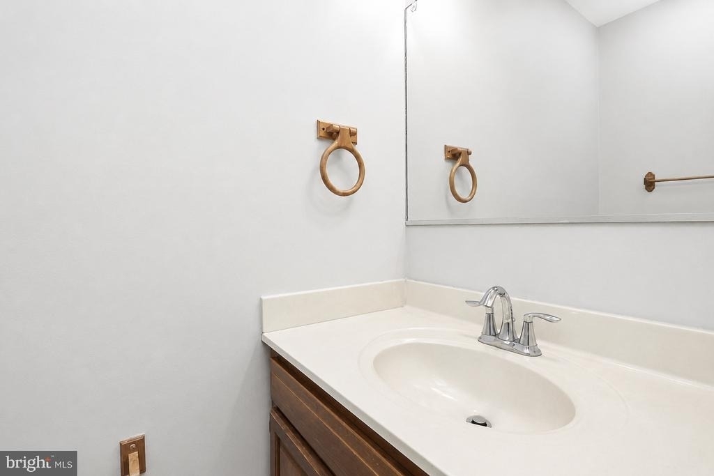 24 Bertram Boulevard - Photo 6