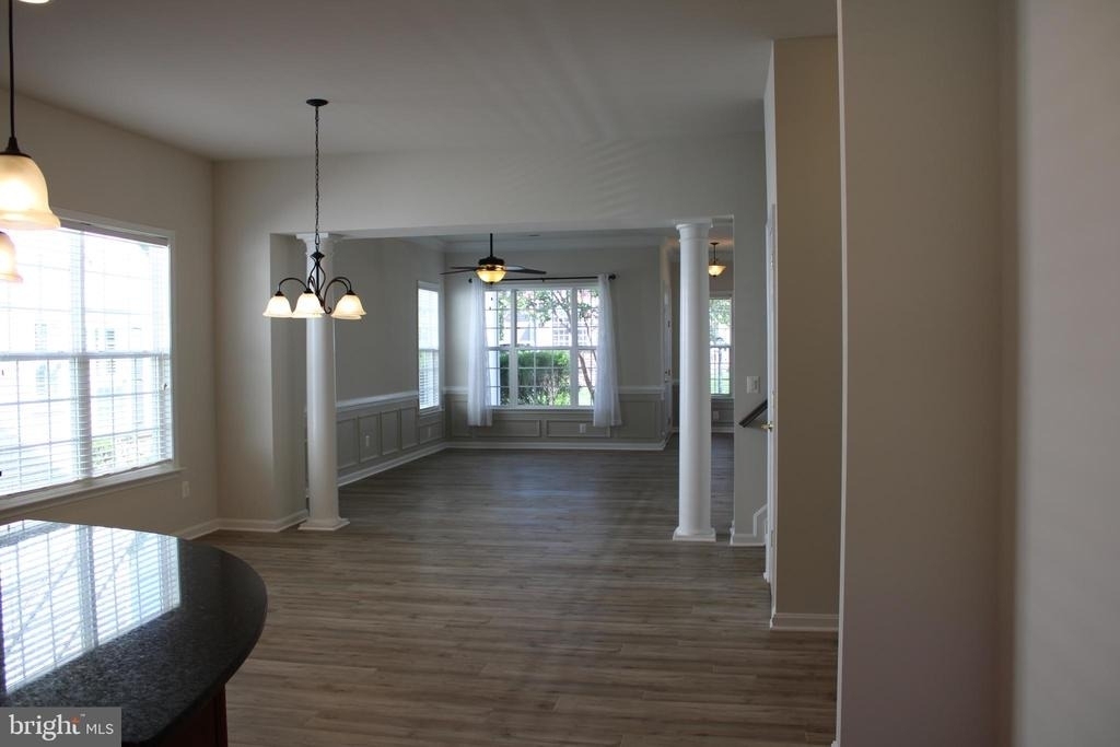 7412 Lees Command Boulevard - Photo 12