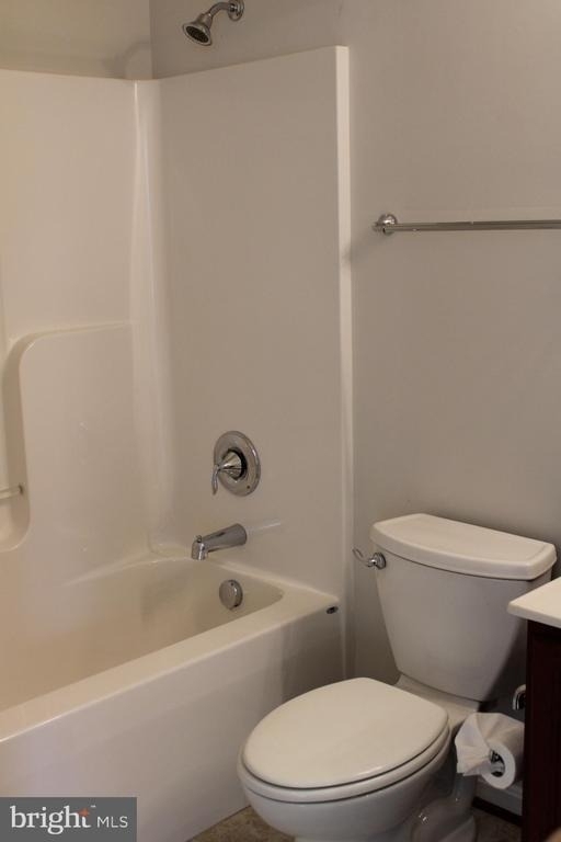 7412 Lees Command Boulevard - Photo 18