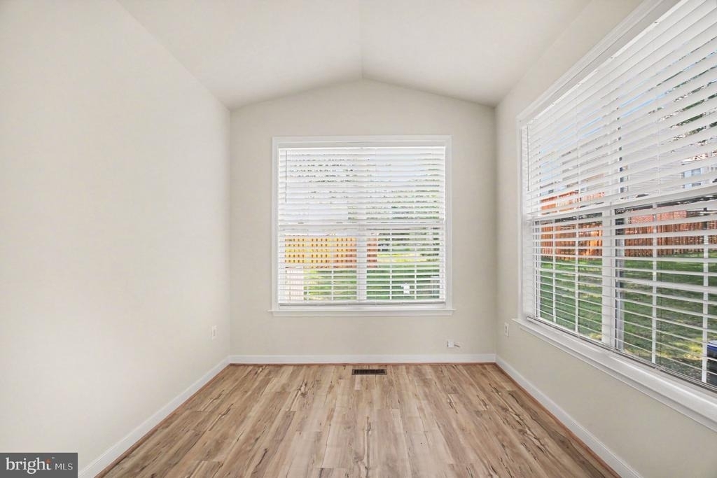 6080 Ticket Way - Photo 9