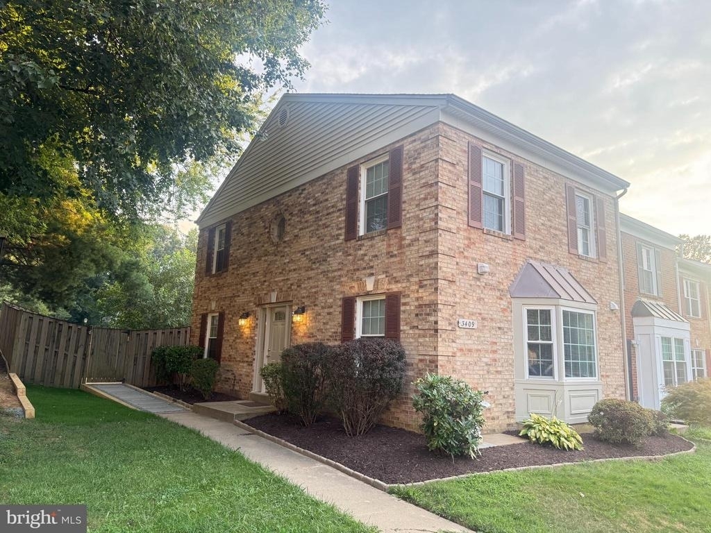3409 Tendril Court - Photo 0