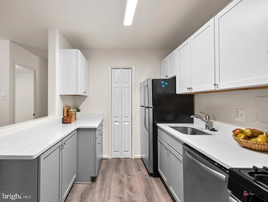 12656 Dara Drive - Photo 5