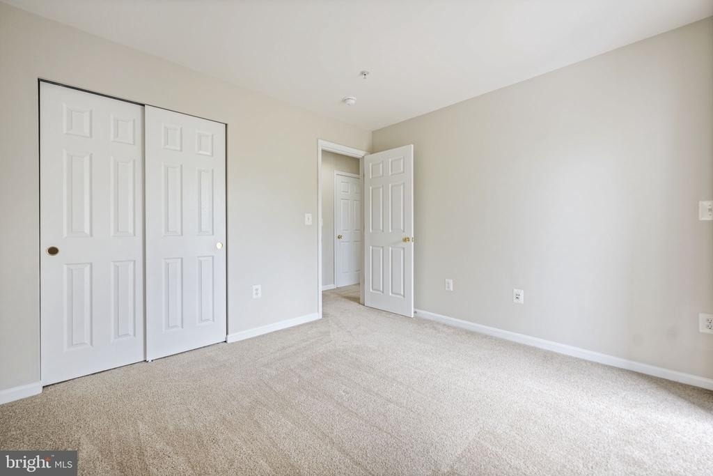 15555 John Diskin Circle - Photo 14