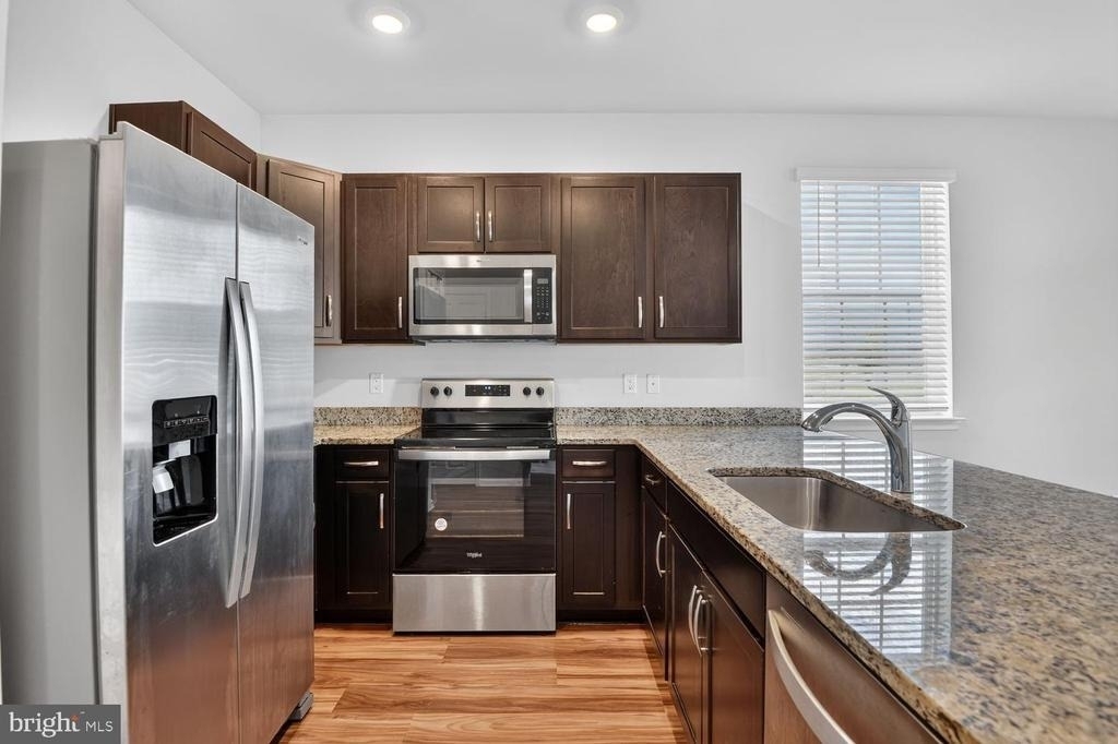 184 College Drive - Photo 8