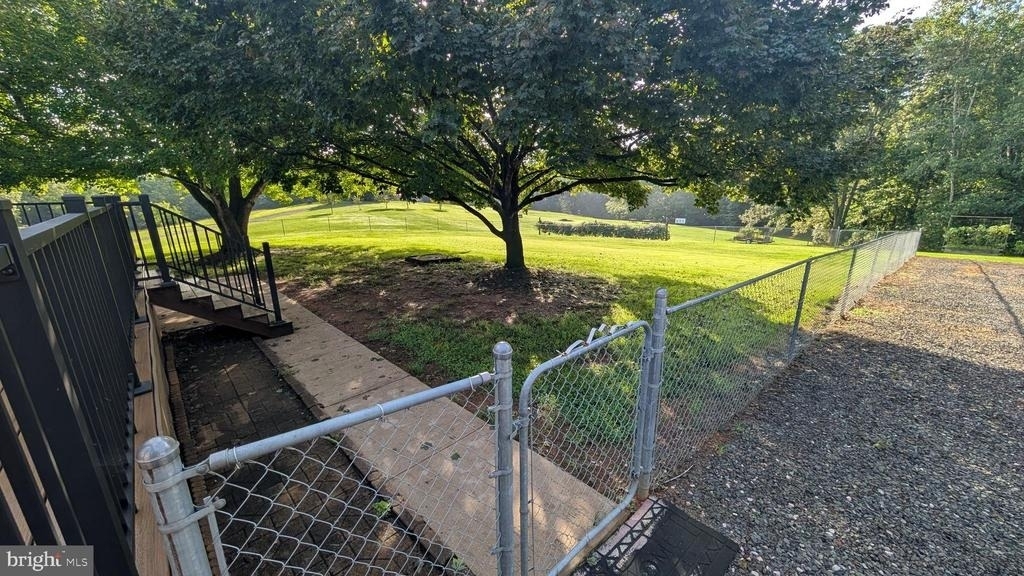 8167 Everona Road - Photo 20