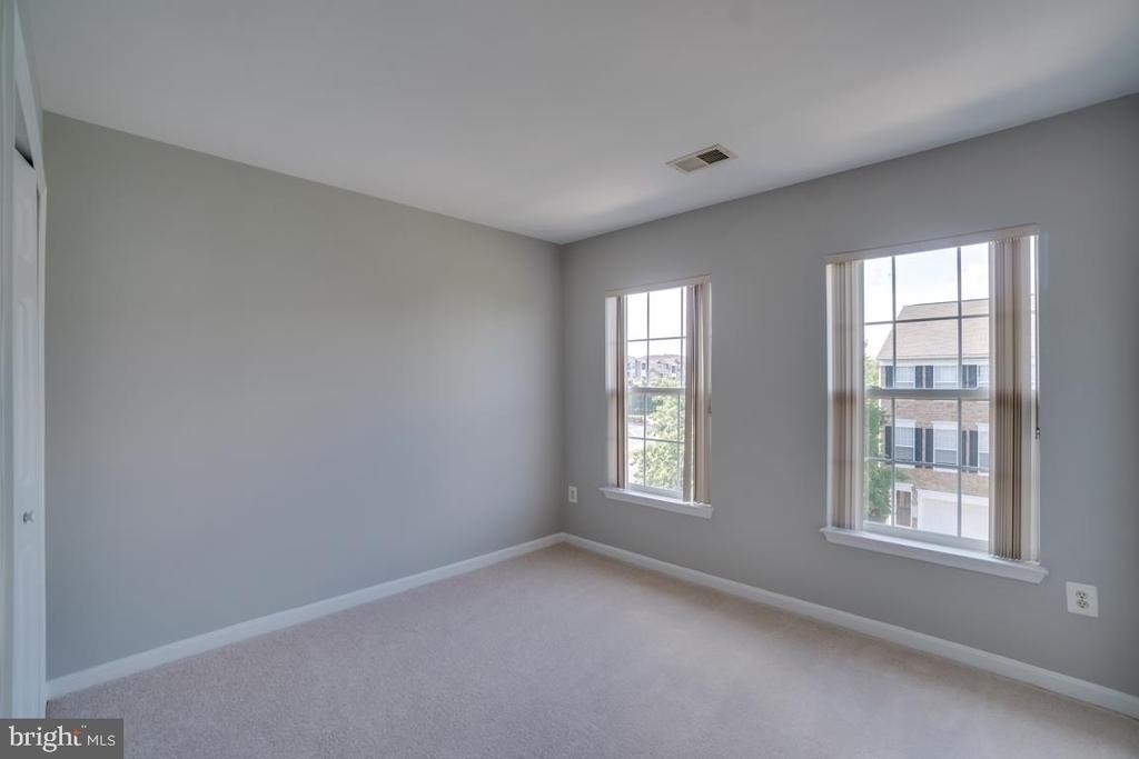 43687 Phelps Terrace - Photo 27