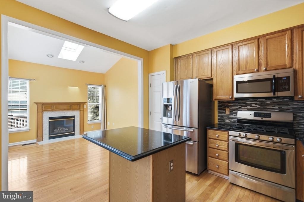 46670 Cavendish Square - Photo 10