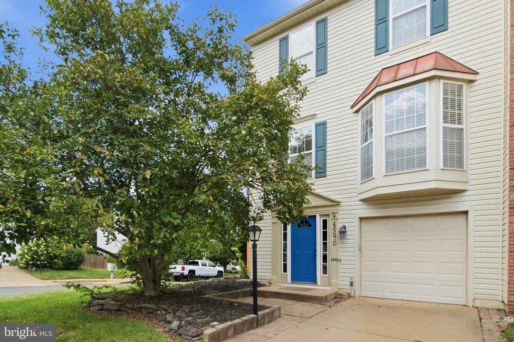 46670 Cavendish Square - Photo 32