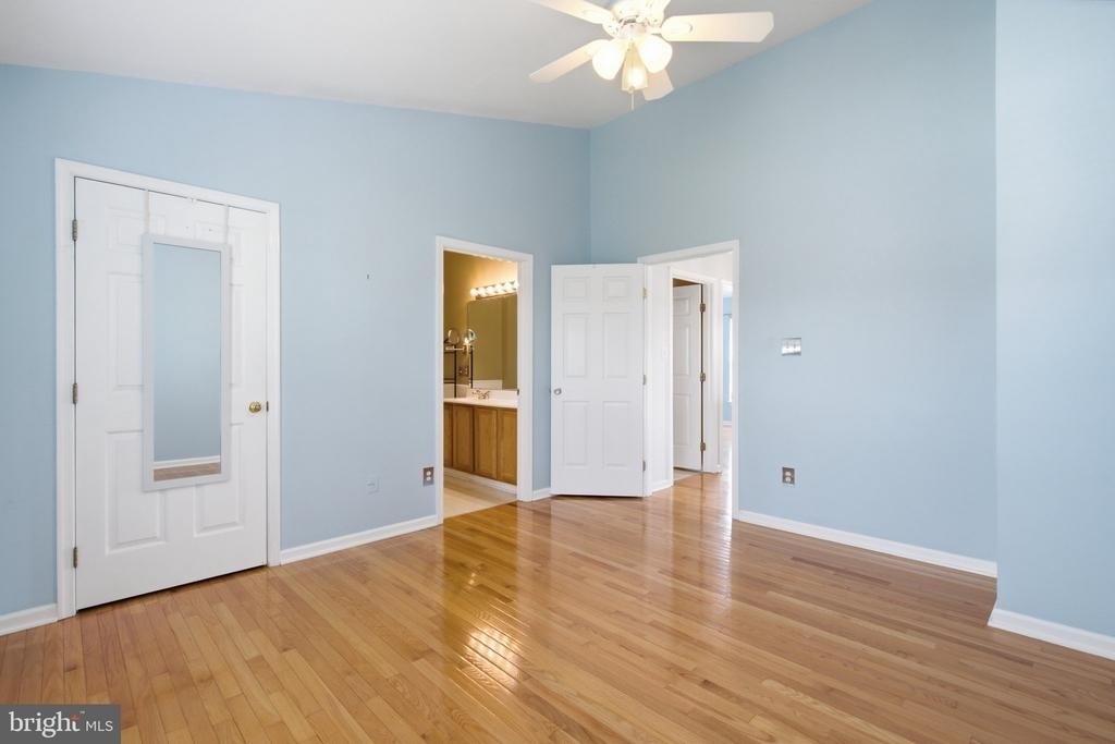 46670 Cavendish Square - Photo 17
