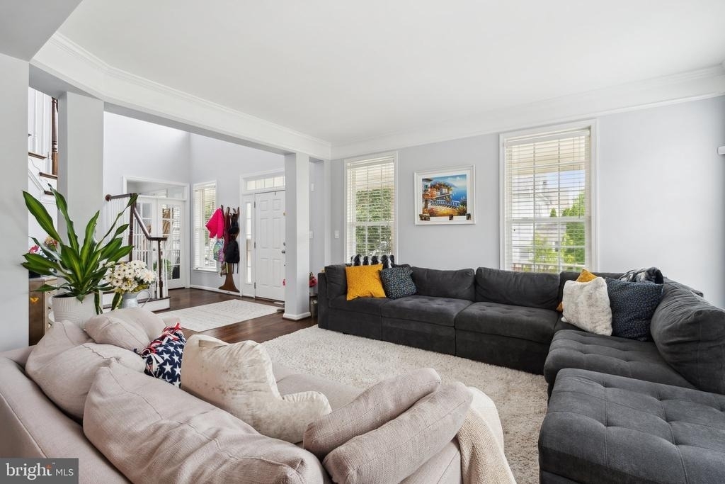 43309 Atherton Street - Photo 1