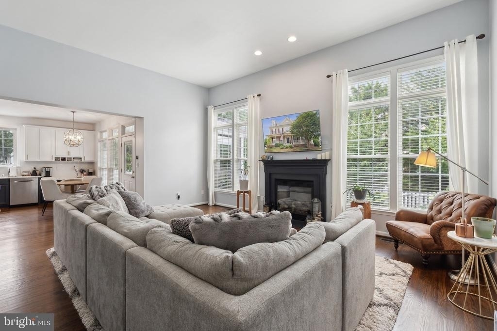 43309 Atherton Street - Photo 4