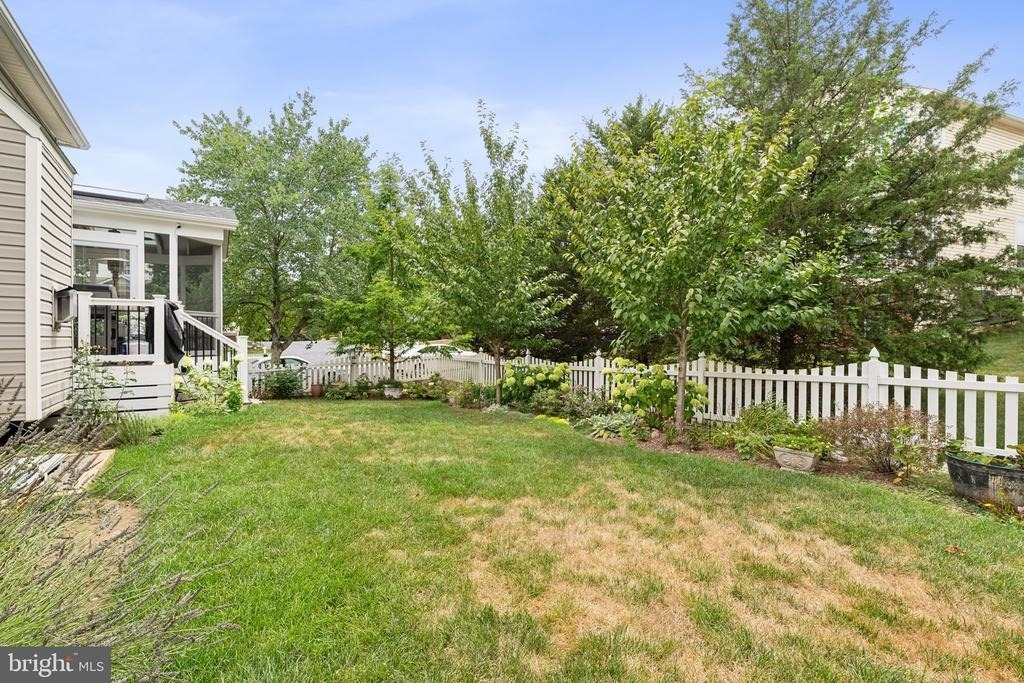 43309 Atherton Street - Photo 37