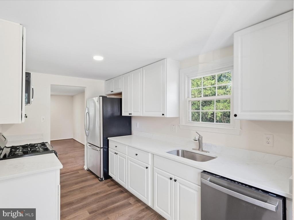 14314 Watery Mountain Court - Photo 12