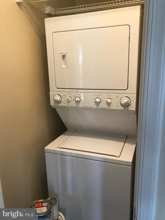 621 Center Street - Photo 13