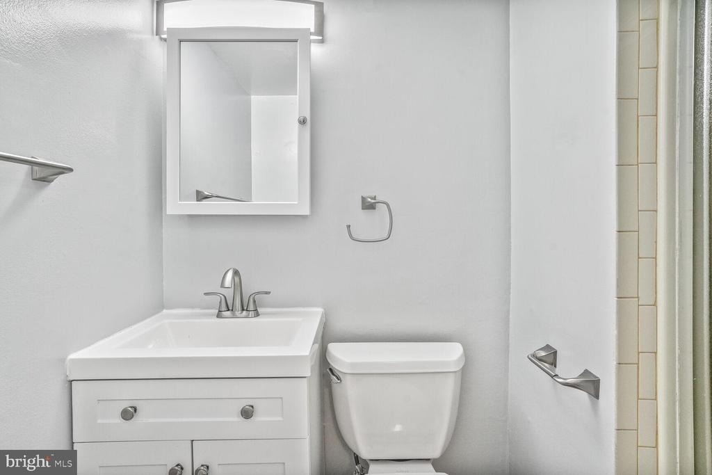 8001 Chanute Place - Photo 20