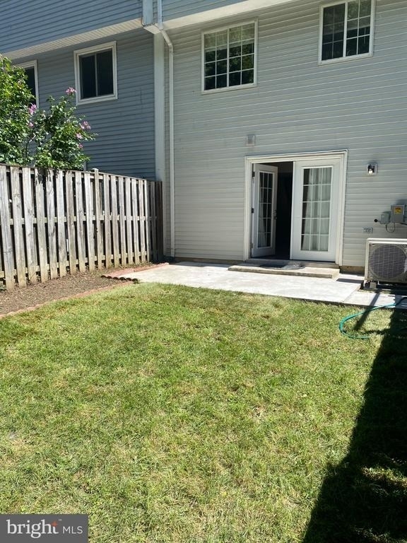 8122 Parkdale Court - Photo 22
