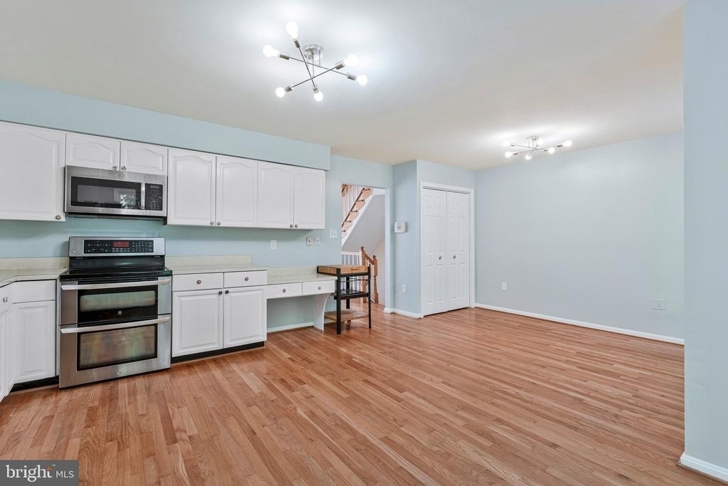 7204 Olde Lantern Way - Photo 9