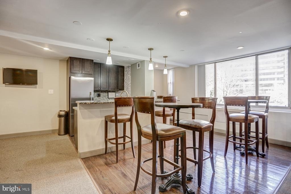 1121 Arlington Boulevard - Photo 20