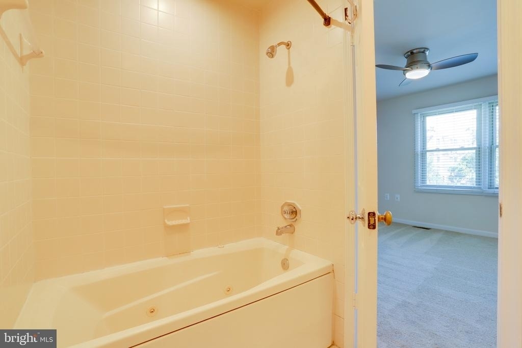 1871 N Adams Street - Photo 26