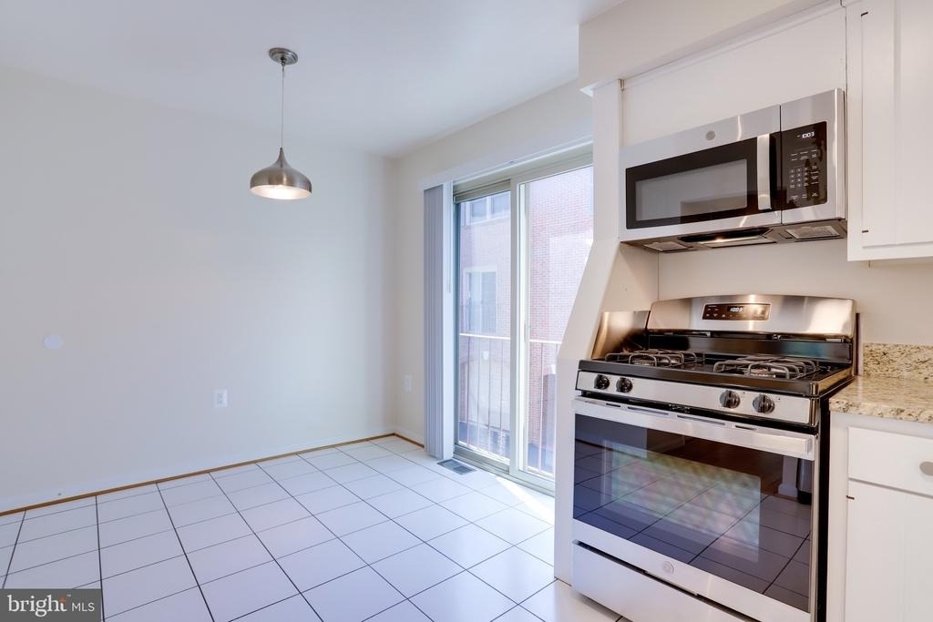 1871 N Adams Street - Photo 11