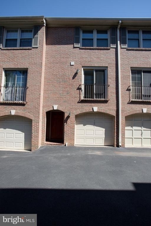 1871 N Adams Street - Photo 31