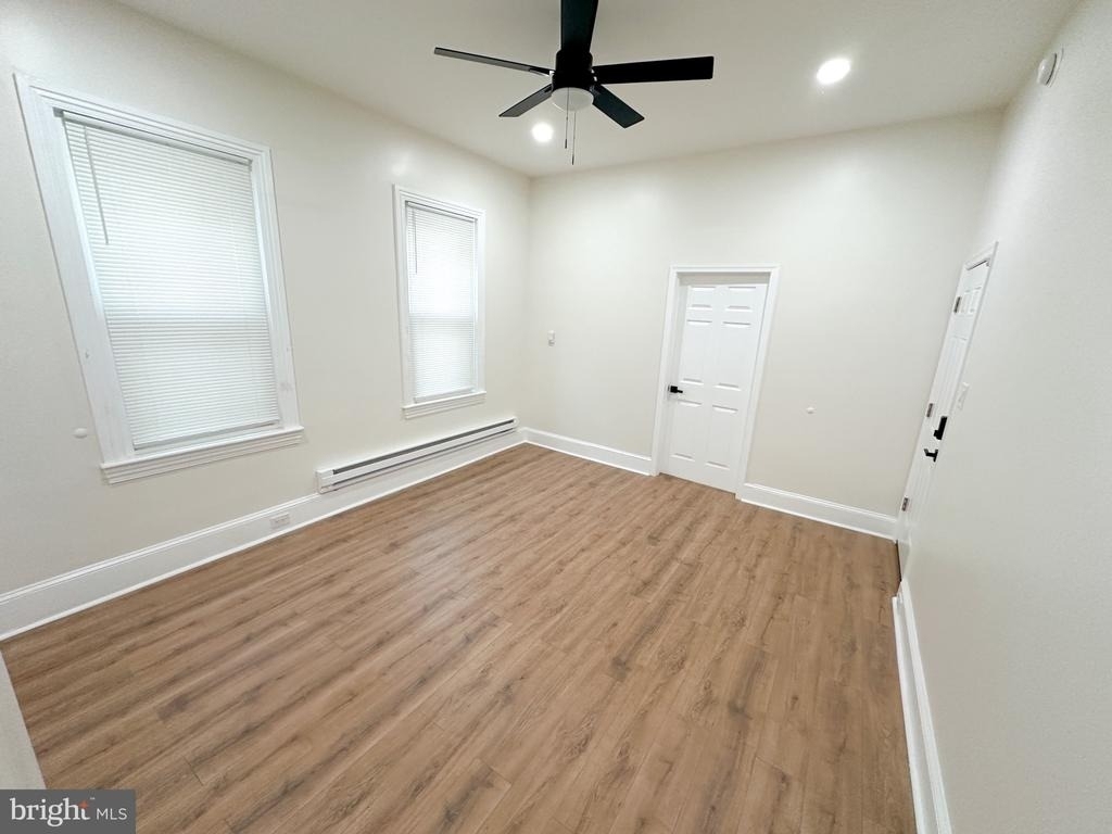 4633 Penn Street - Photo 4