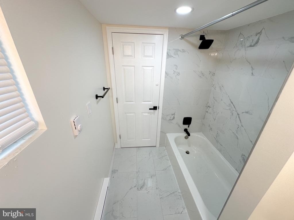 4633 Penn Street - Photo 11