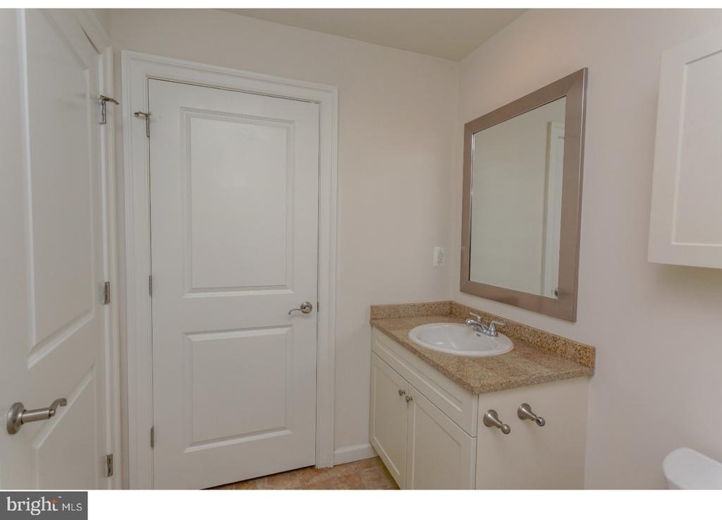 312 Walnut Street - Photo 16