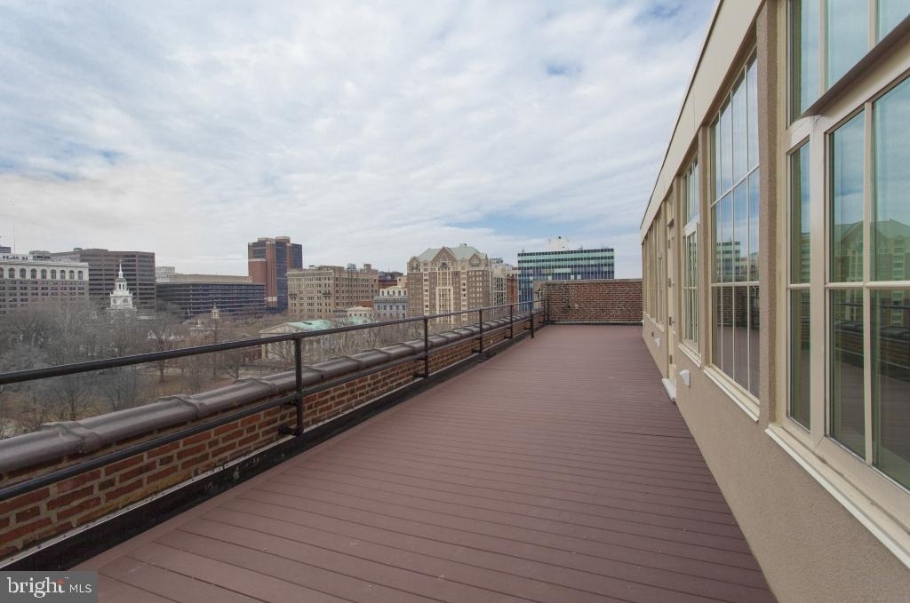 312 Walnut Street - Photo 8