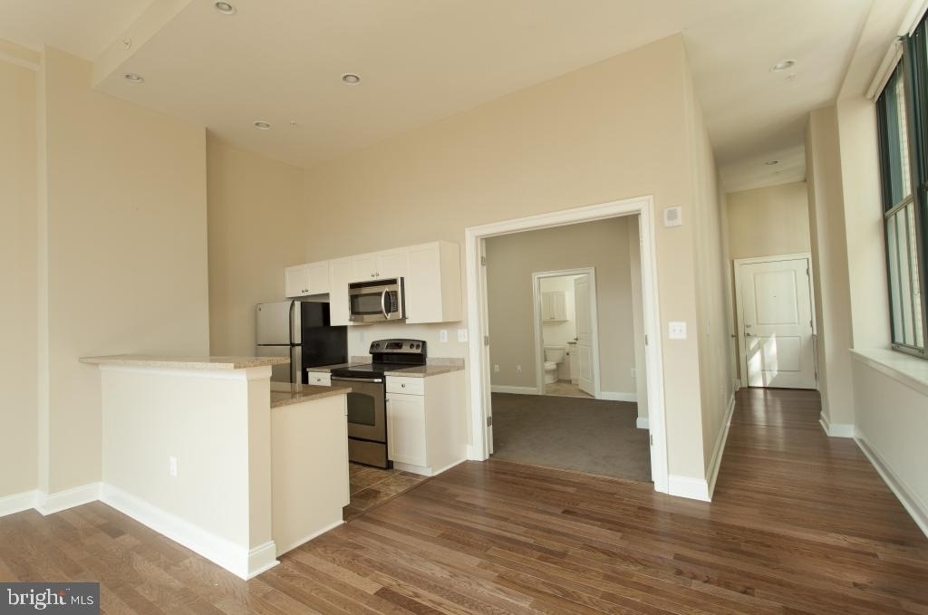 312 Walnut Street - Photo 1