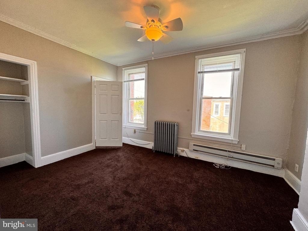 4924 Parrish Street - Photo 2
