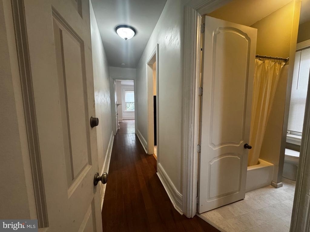2140 N Van Pelt - Photo 2
