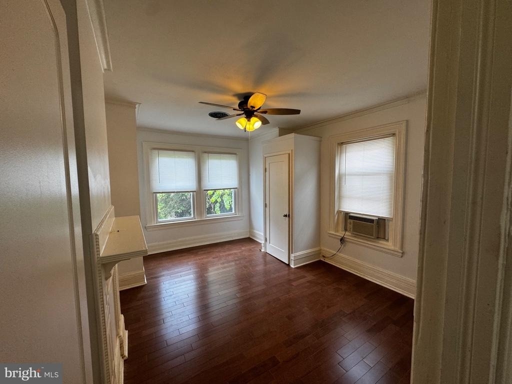 2140 N Van Pelt - Photo 0