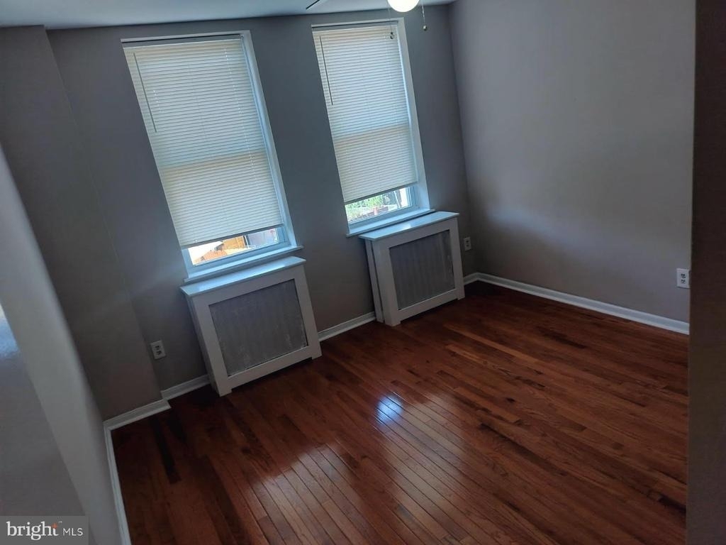 1622 E Passyunk Avenue - Photo 9