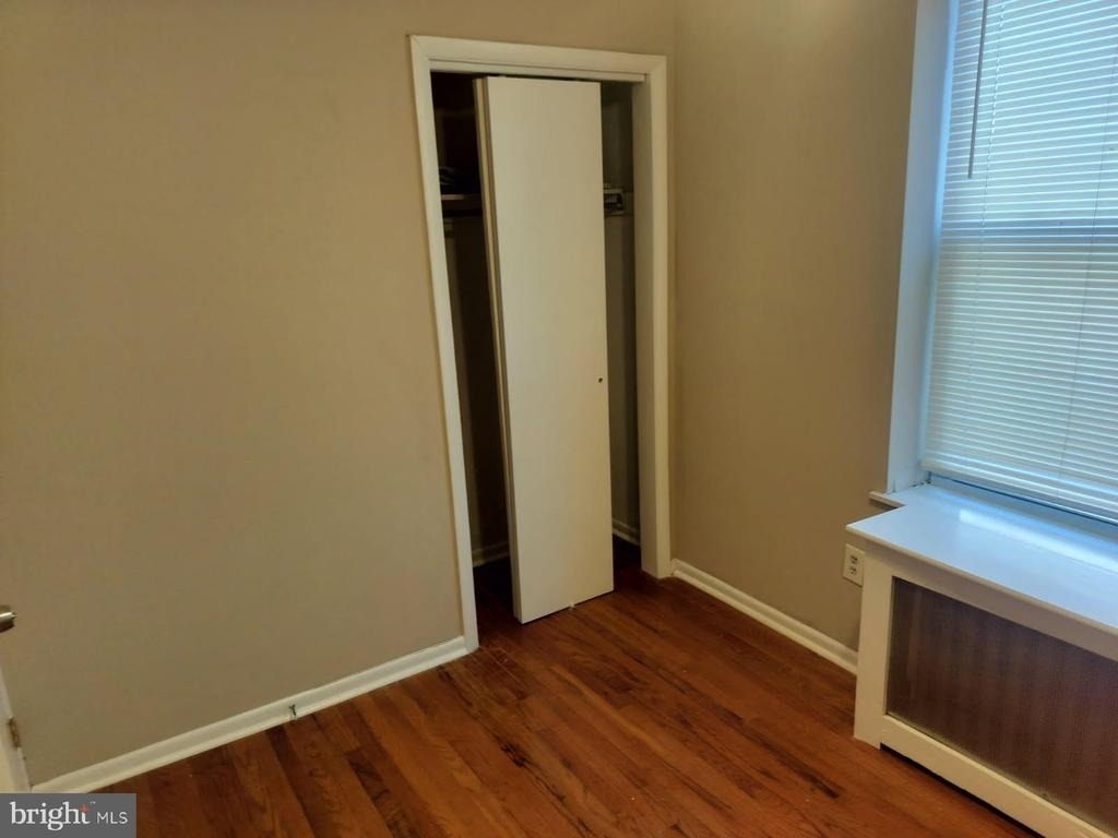 1622 E Passyunk Avenue - Photo 7