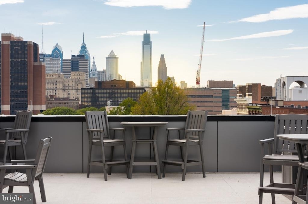 218 Arch Street - Photo 10