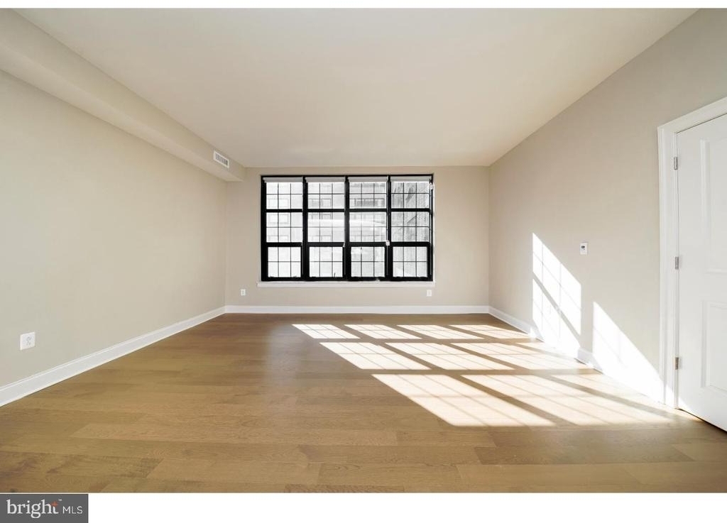 218 Arch Street - Photo 21